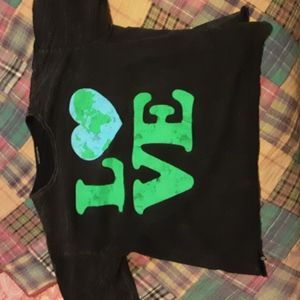 Love earth crop t-shirt